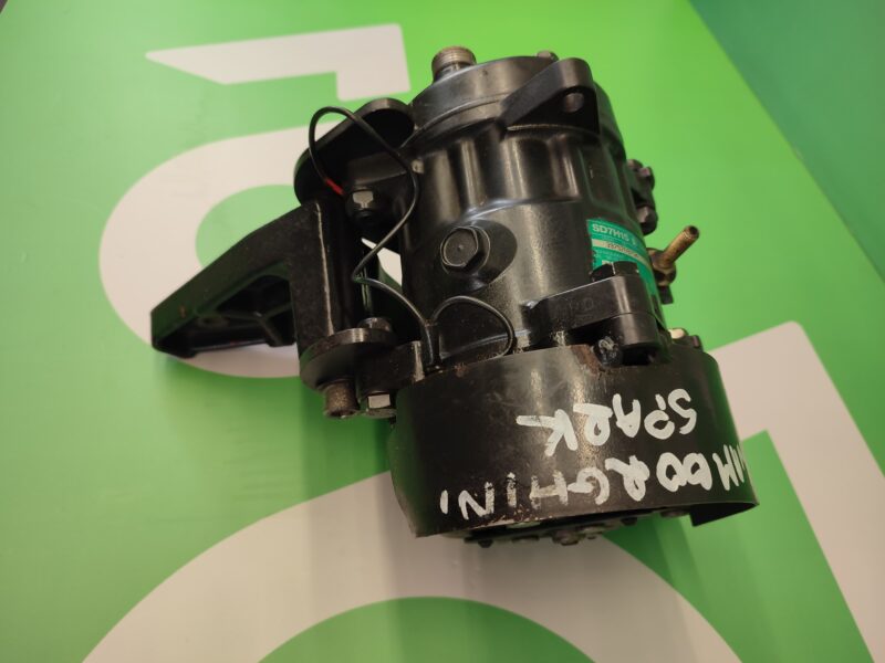 Sprężarka klimatyzacji Sanden SD7H15 8181 Lamborghini Spark 165 VRT
