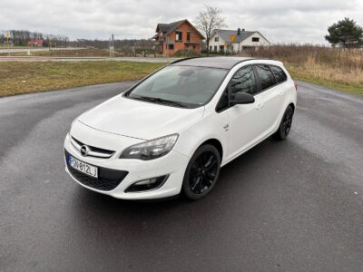 Sprzedam Opel Astra J 1.4 turbo benzyna+gaz 140 km