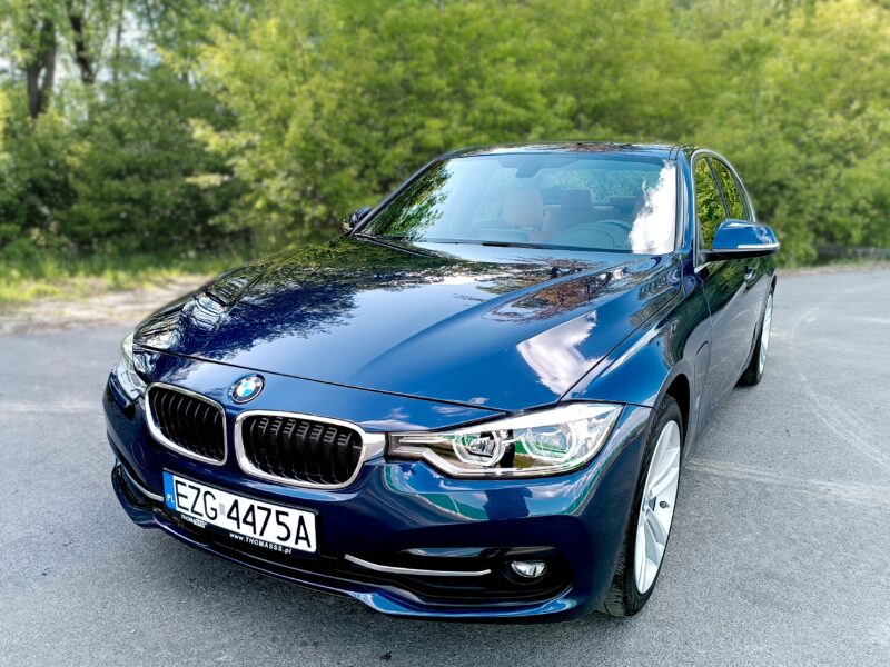 BMW 3 Seria 330e Plug-In Hybrid 252KM Steptronic SportLine