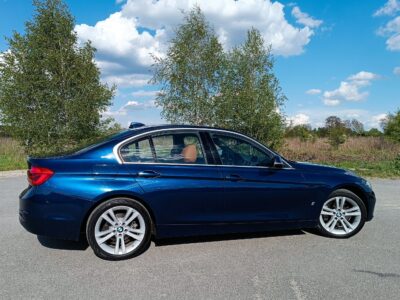 BMW 3 Seria 330e Plug-In Hybrid 252KM Steptronic SportLine