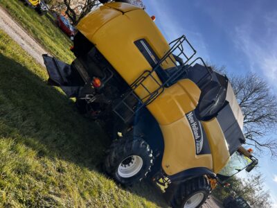 NEW HOLLAND CX780