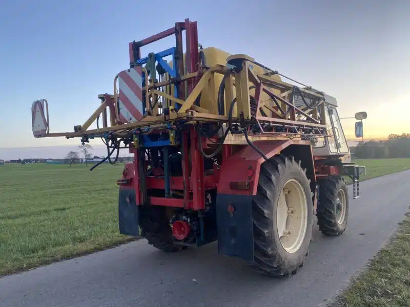 Opryskiwacz samojezdny rp 06 18m zetor 10145 jak nowy