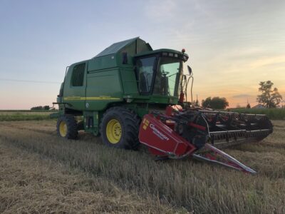 Kombajn John Deere 9580 WTS 8.1l Geringhoff