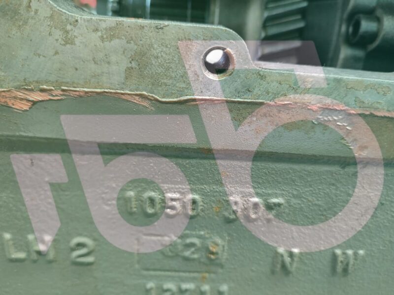Tylny most ZF 12711 Obudowa 1052B4 Claas Axion 810