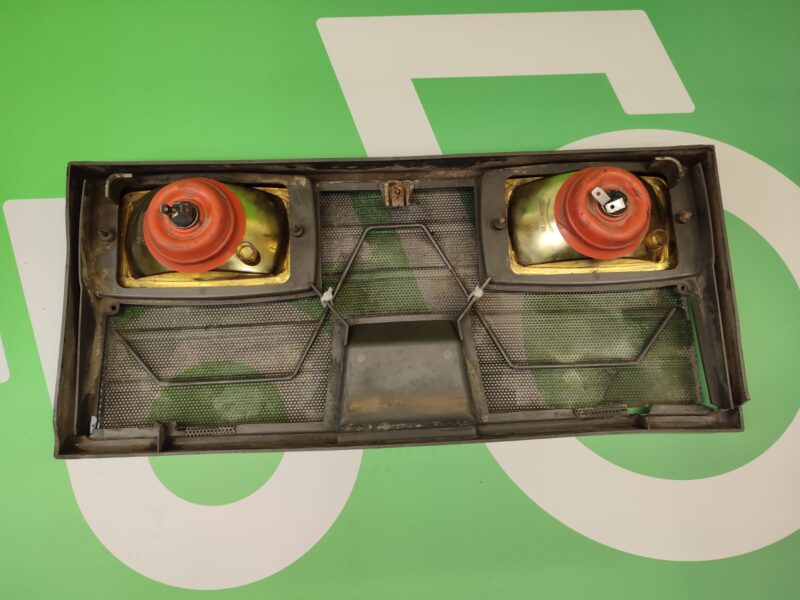 Reflektory 3713799M91 GRILL MASSEY FERGUSON 8170
