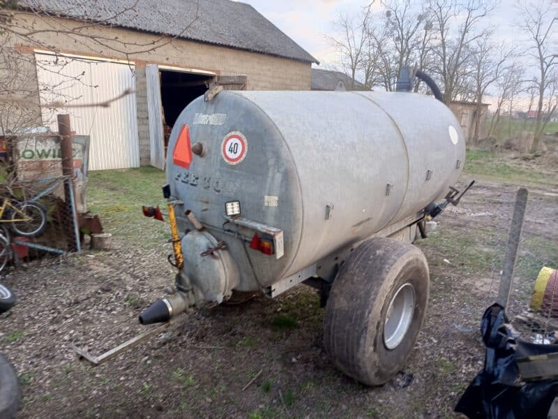 Beczkowóz asenizacyjny 8000L