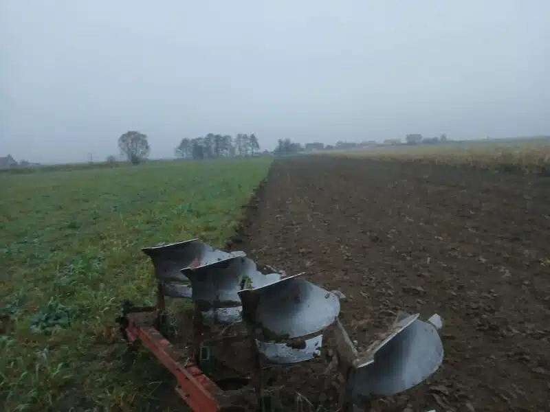 Pług obrotowy 4skiby Kverneland vd85