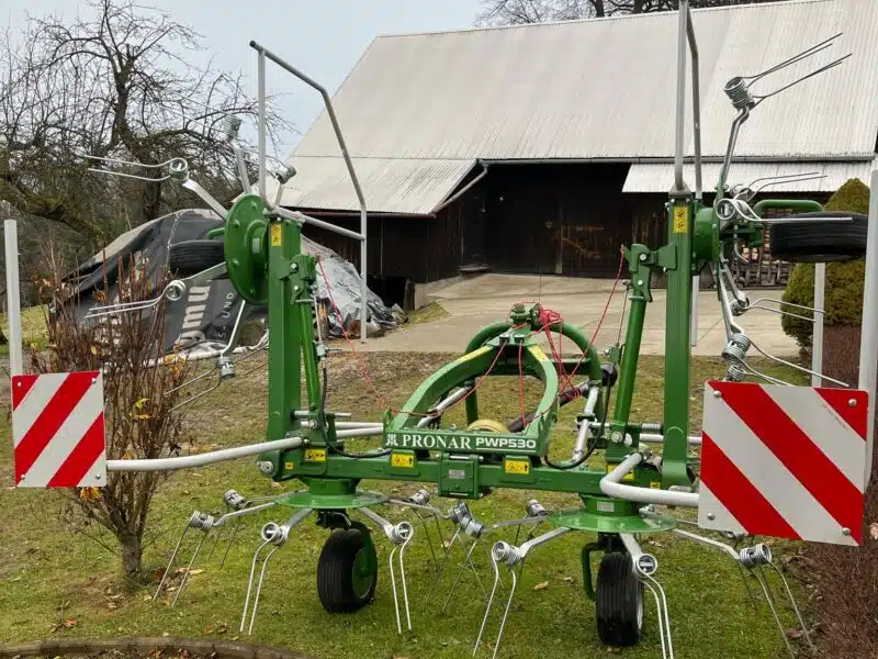 Przetrząsacz pokosów Pronar PWP 530