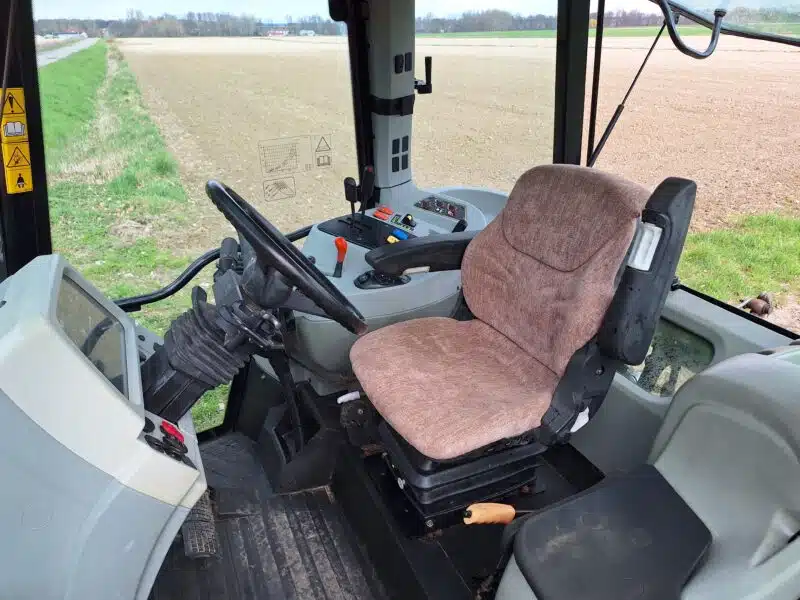 Massey Ferguson 5435
