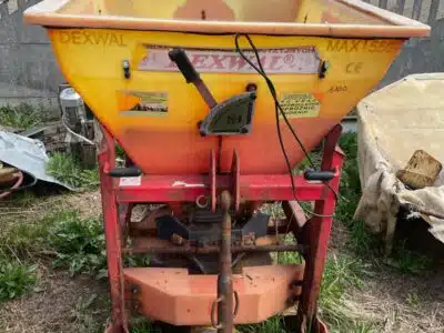 Rozsiewacz soli, piasku, posypywarka
