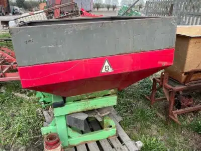 Rozsiewacz nawozów JANPOL