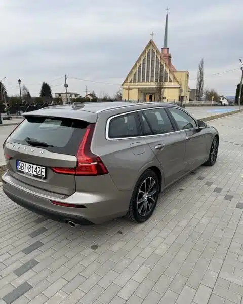 Volvo v60 d4