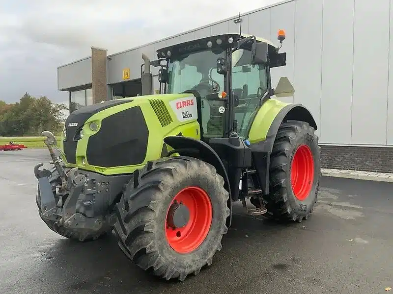 Ciągnik kołowy Claas AXION 830 CEBIS