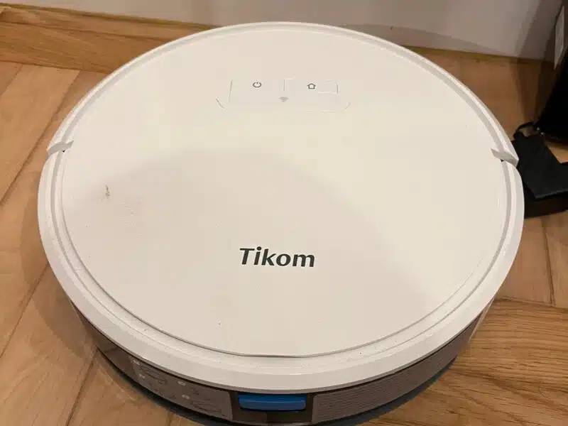 Robota sprzątający Tikom G8000