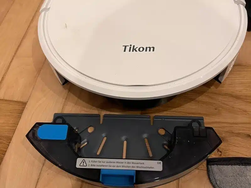 Robota sprzątający Tikom G8000