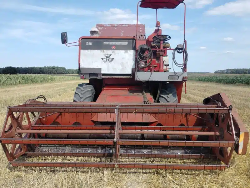 Massey Ferguson 525