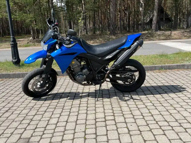 Yamaha XT660
