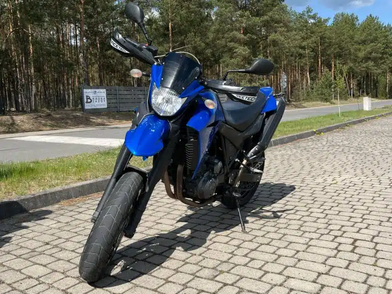 Yamaha XT660