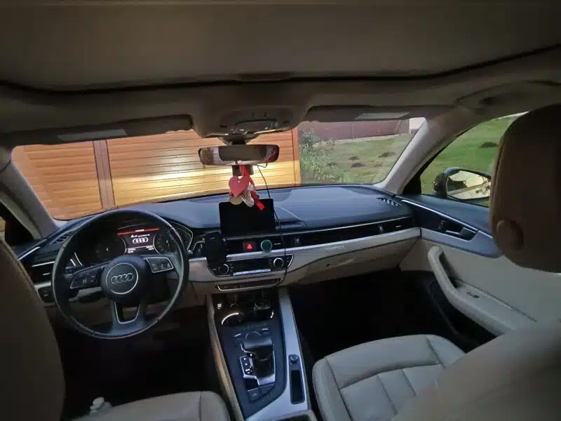 Audi a4b9 premium 2.0t 252km quattro do rozsądnej negocjacji.