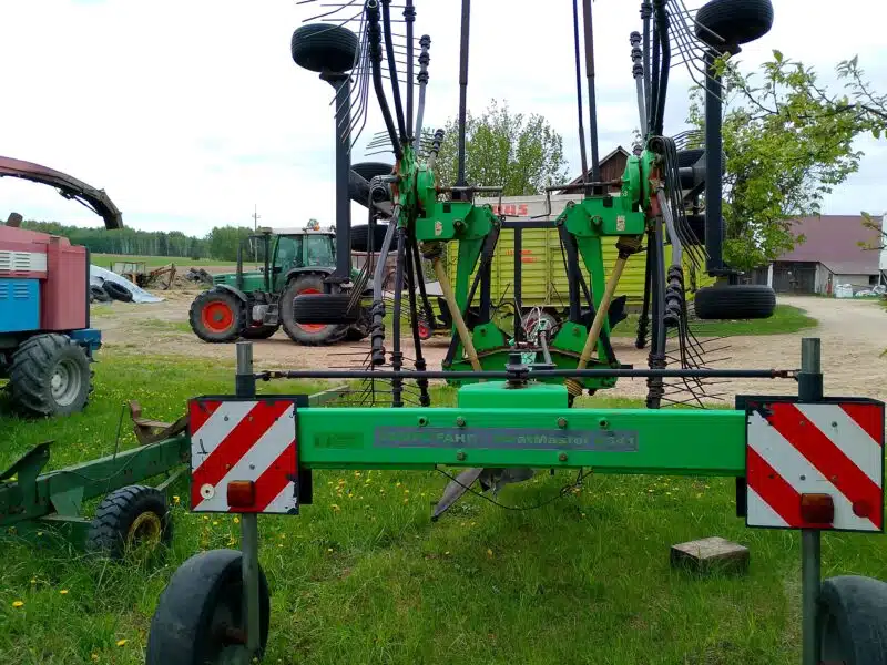 Zgrabiarka Deutz-Fahr swatmaster