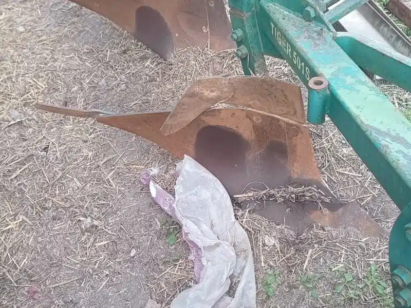 Pług zagonowy 4 skibowy