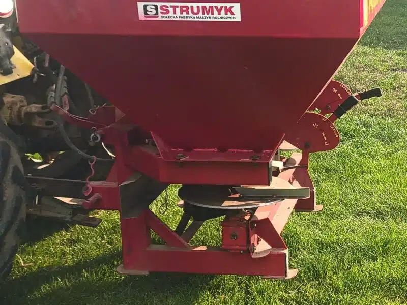 Rozsiewacz nawozu Strumyk 600l
