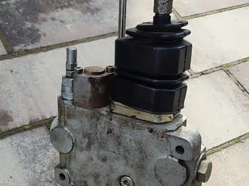 Rozdzielacz hydrauliczny 3-rzy sekcyjny
