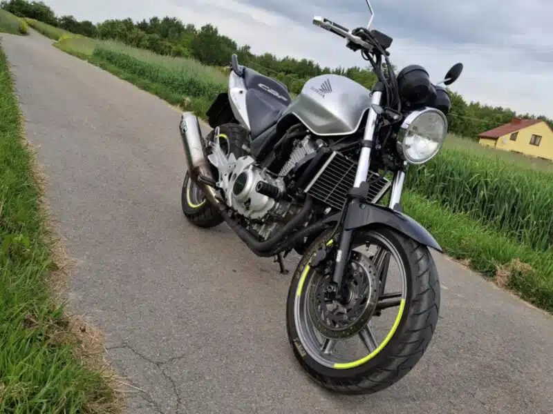 Sprzedam Hondę CBF 500 kat.a2