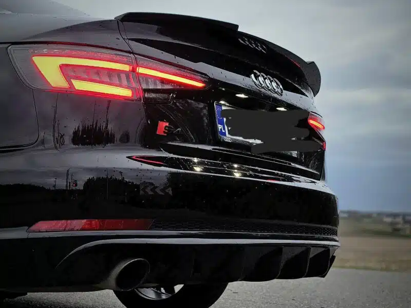 Audi a4b9 premium 2.0t 252km quattro do rozsądnej negocjacji.