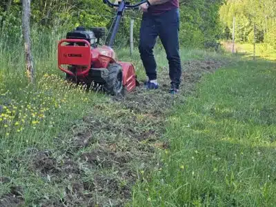 Usługi glebogryzarką
