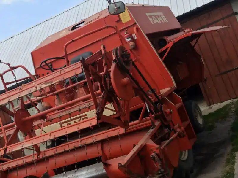 Sprzedam kombajn fahr m750 z sieczkarnią