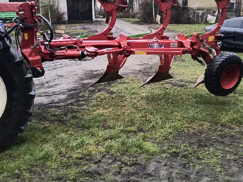 Pług obrotowy Koja 3 skibowy