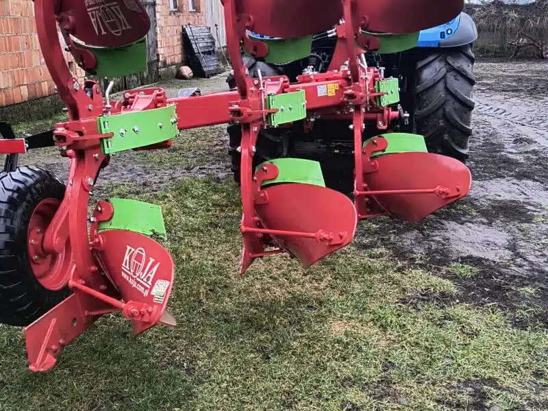 Pług obrotowy Koja 3 skibowy