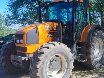 Renault Ares 640 ładowacz czołowy