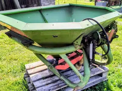 Sprzedam Rozsiewacz nawozu Amazone ZAF 603