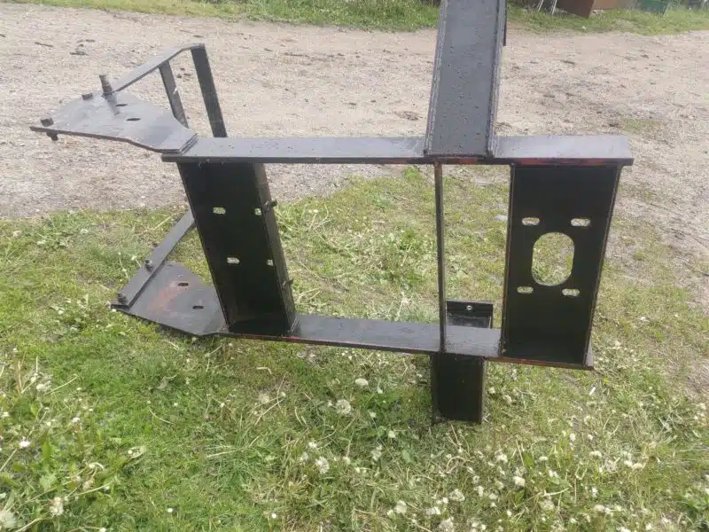 Adaptacja/konsola ładowacza/tura mf235/255 ursus 2812/3512