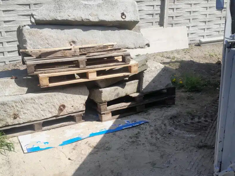 Stare koryta z kamienia
