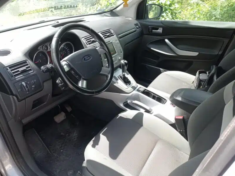 Kuga I 2.0 Automat