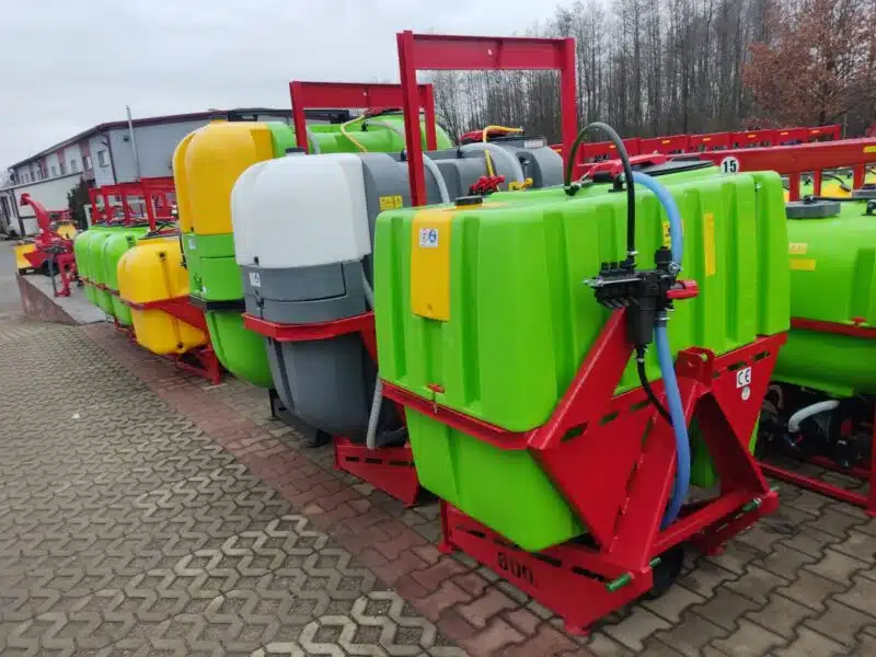 Opryskiwacz Polowy CYKLON zawieszany od200do1000l lanca od6do15m ATEST