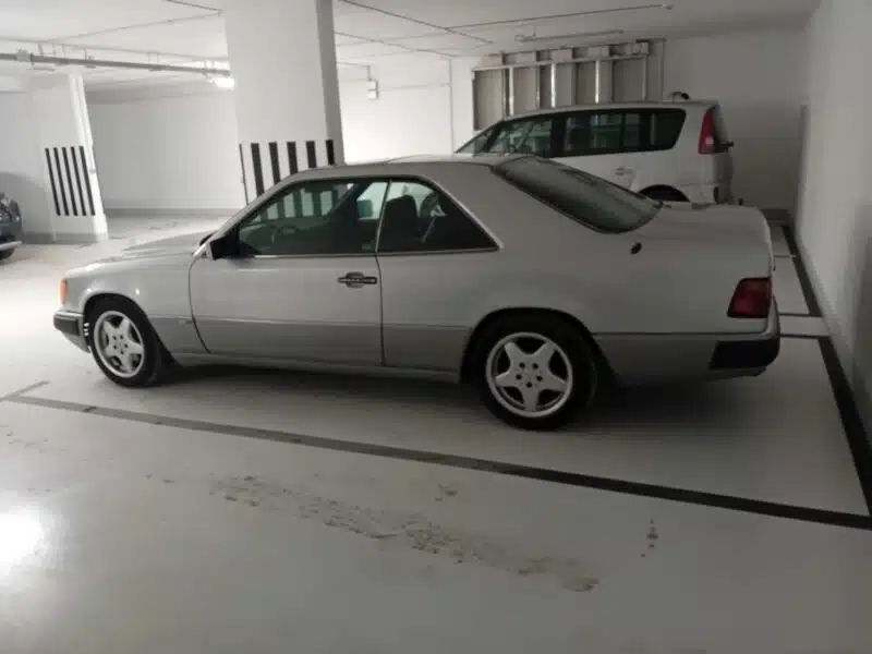 Mercedes - Benz W124