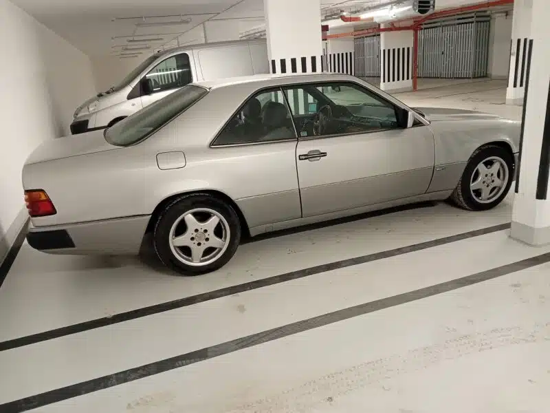 Mercedes - Benz W124