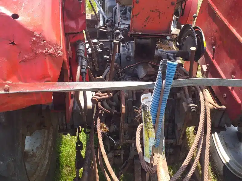 Massey Ferguson 255