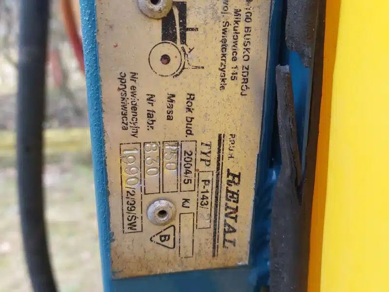 Opryskiwacz do międzyrzędzi Renal