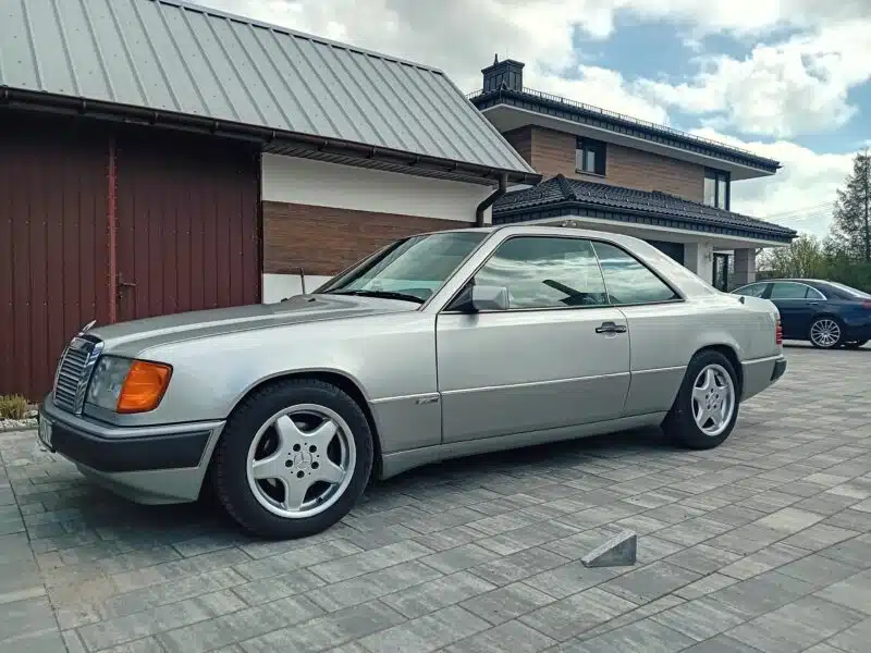 Mercedes - Benz W124