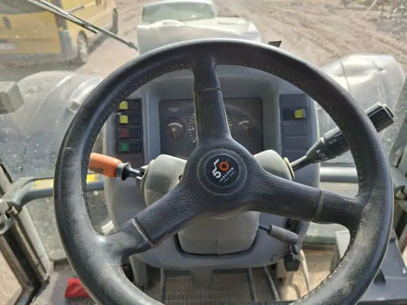 Valtra Valmet 8550