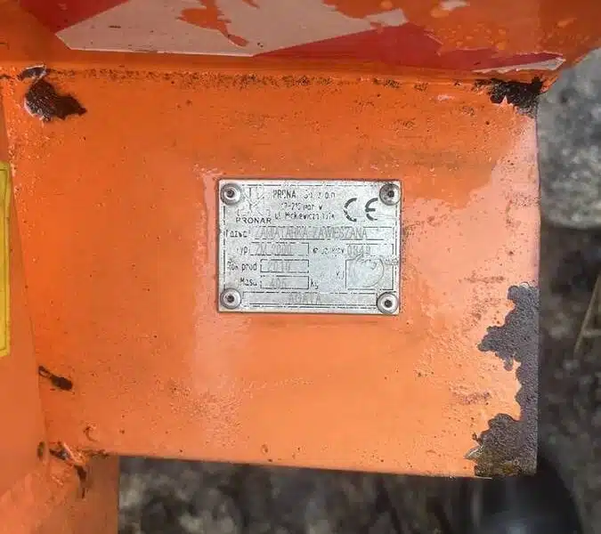 Zamiatarka zawieszana ZM 2000! Pronar
