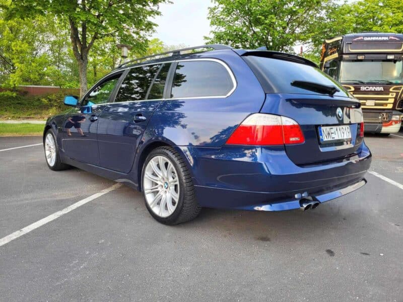 BMW E61 3.0 beznyna 325i