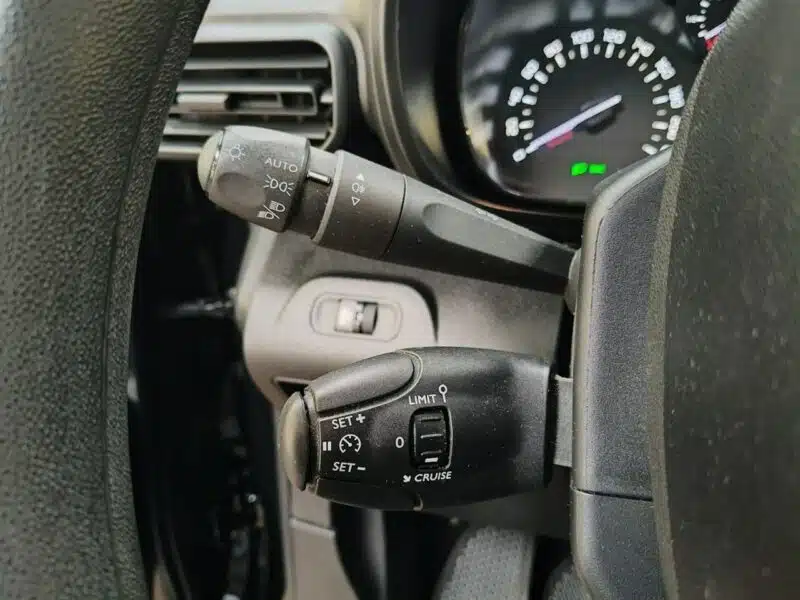 Toyota Proace City 1.5 102KM Rej. 12.2020r 81 tyś km, I Właściciel, FV 23%