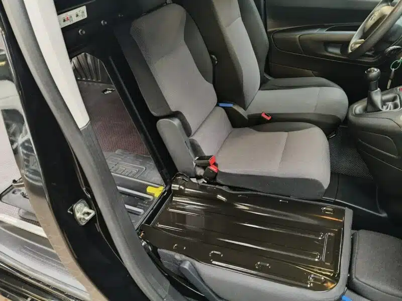 Toyota Proace City 1.5 102KM Rej. 12.2020r 81 tyś km, I Właściciel, FV 23%