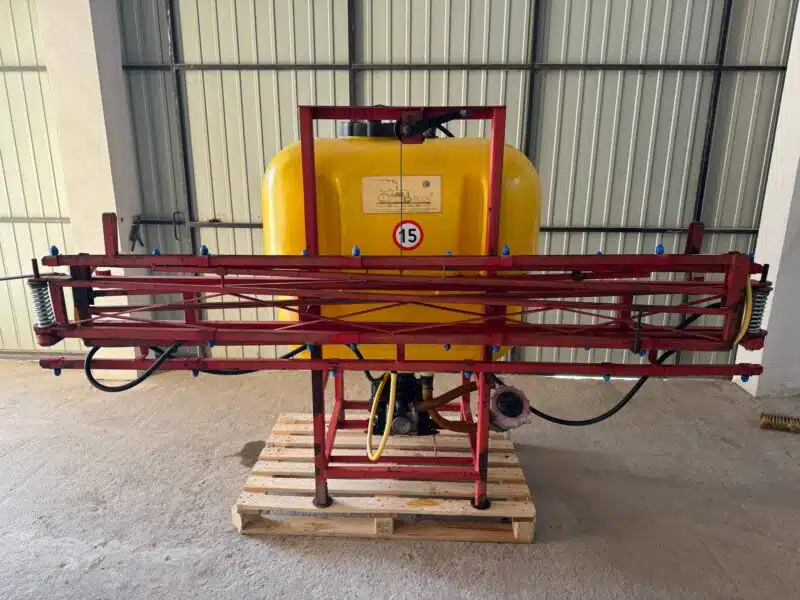 Opryskiwacz 400l 12m belka